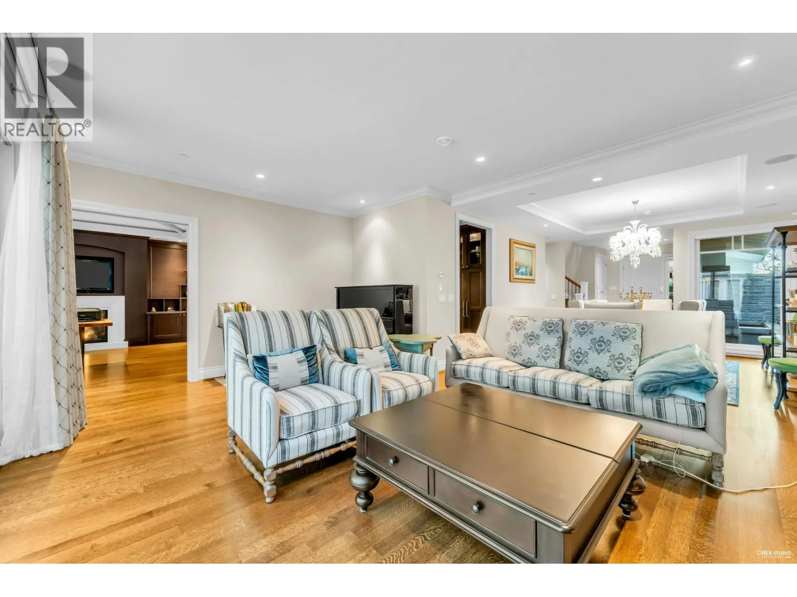 4358 ERWIN DRIVE