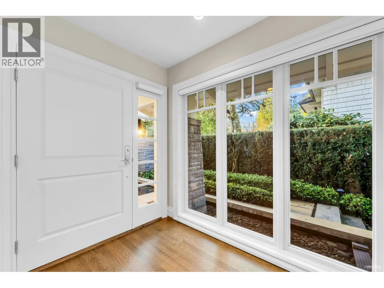 4358 ERWIN DRIVE