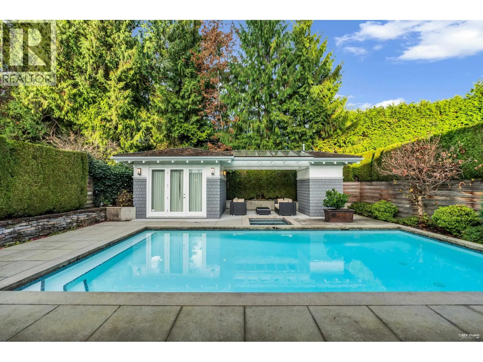 4358 ERWIN DRIVE