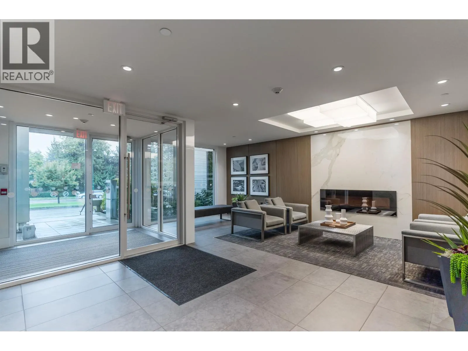 608 6677 CAMBIE STREET