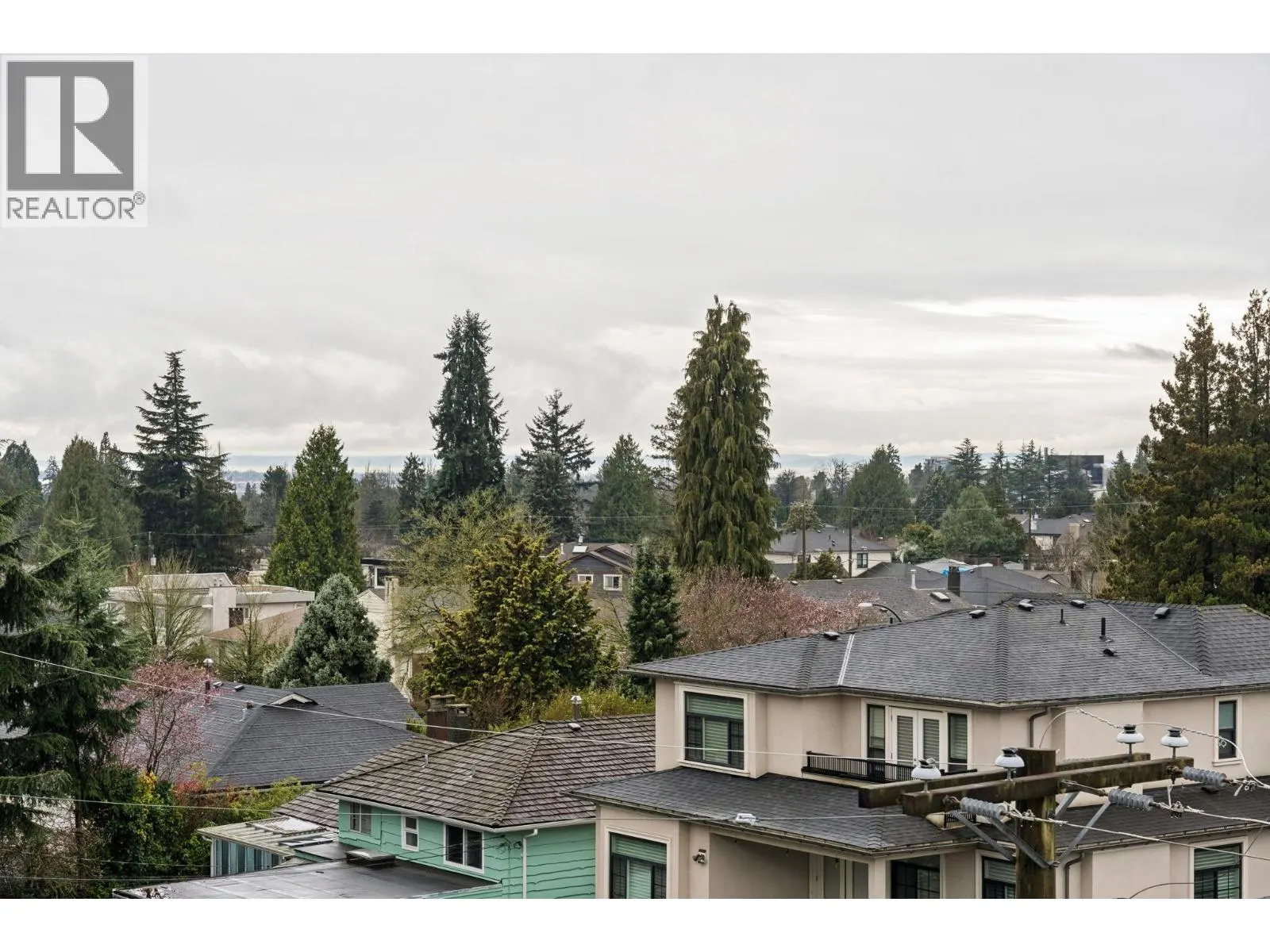 608 6677 CAMBIE STREET