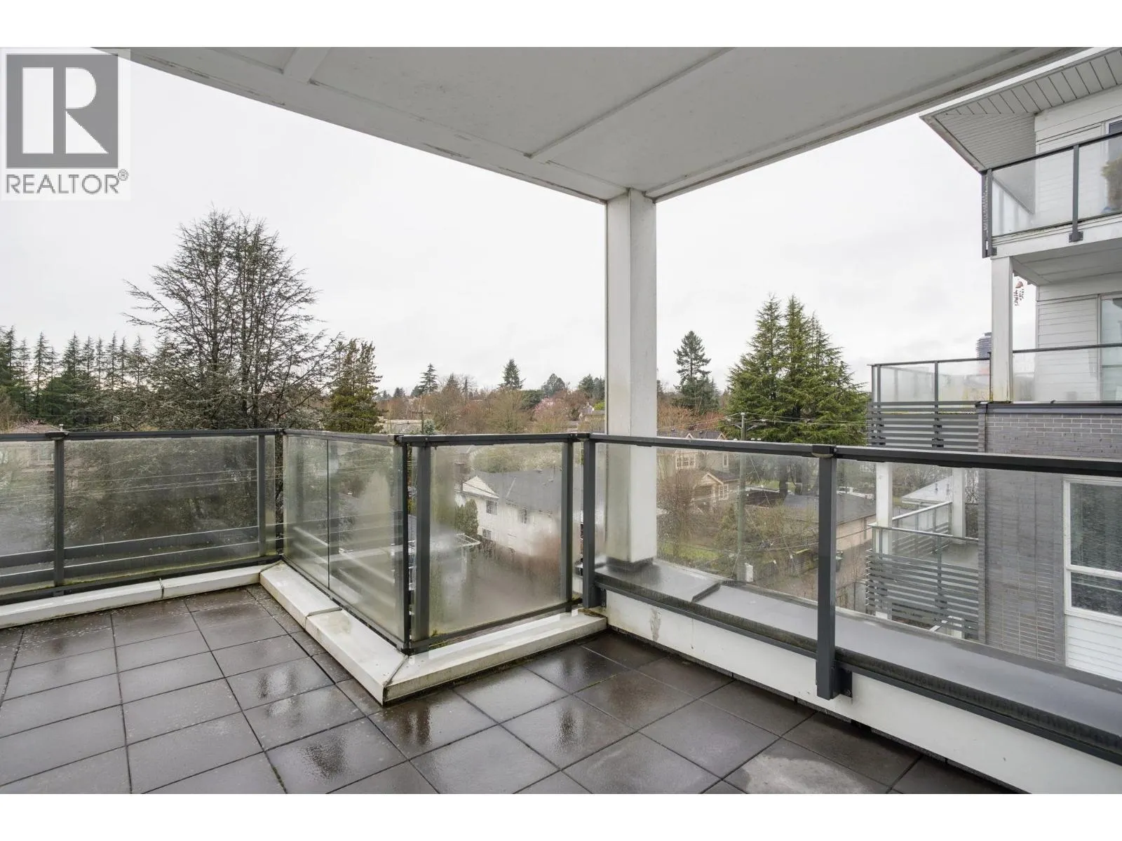 608 6677 CAMBIE STREET