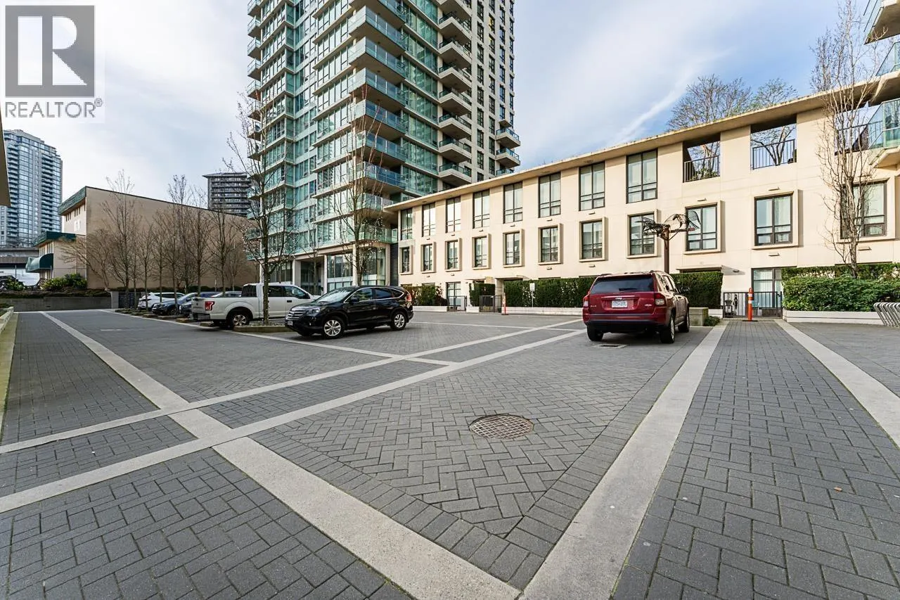 905 2232 DOUGLAS ROAD