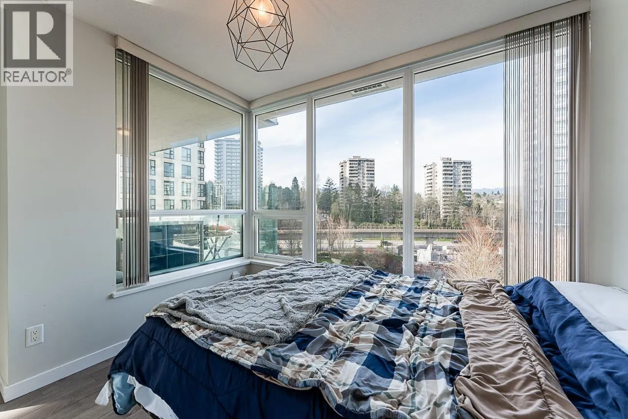 905 2232 DOUGLAS ROAD