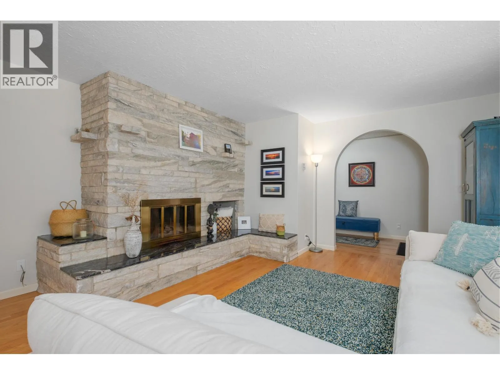 12795 FERN CRESCENT