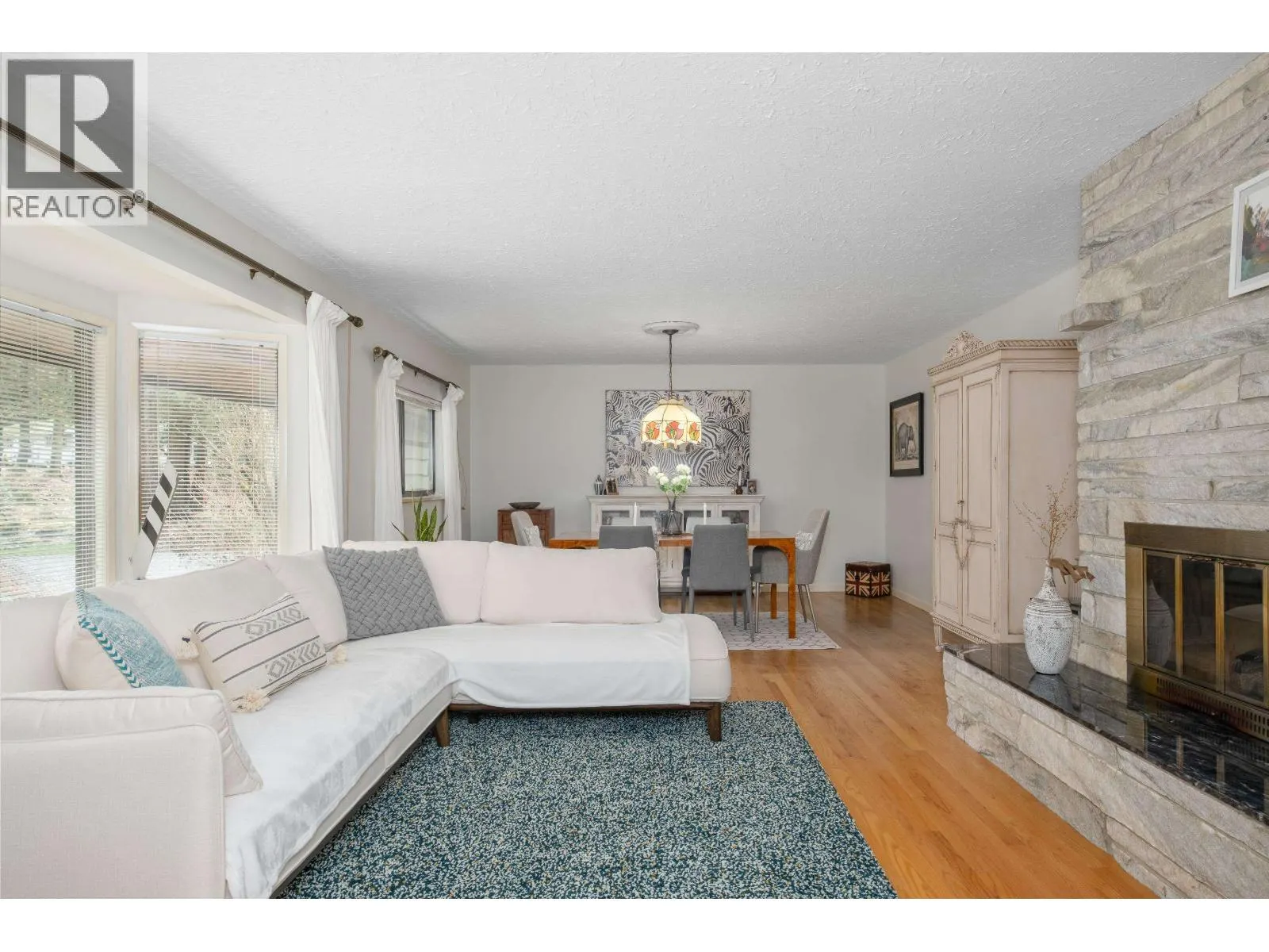 12795 FERN CRESCENT