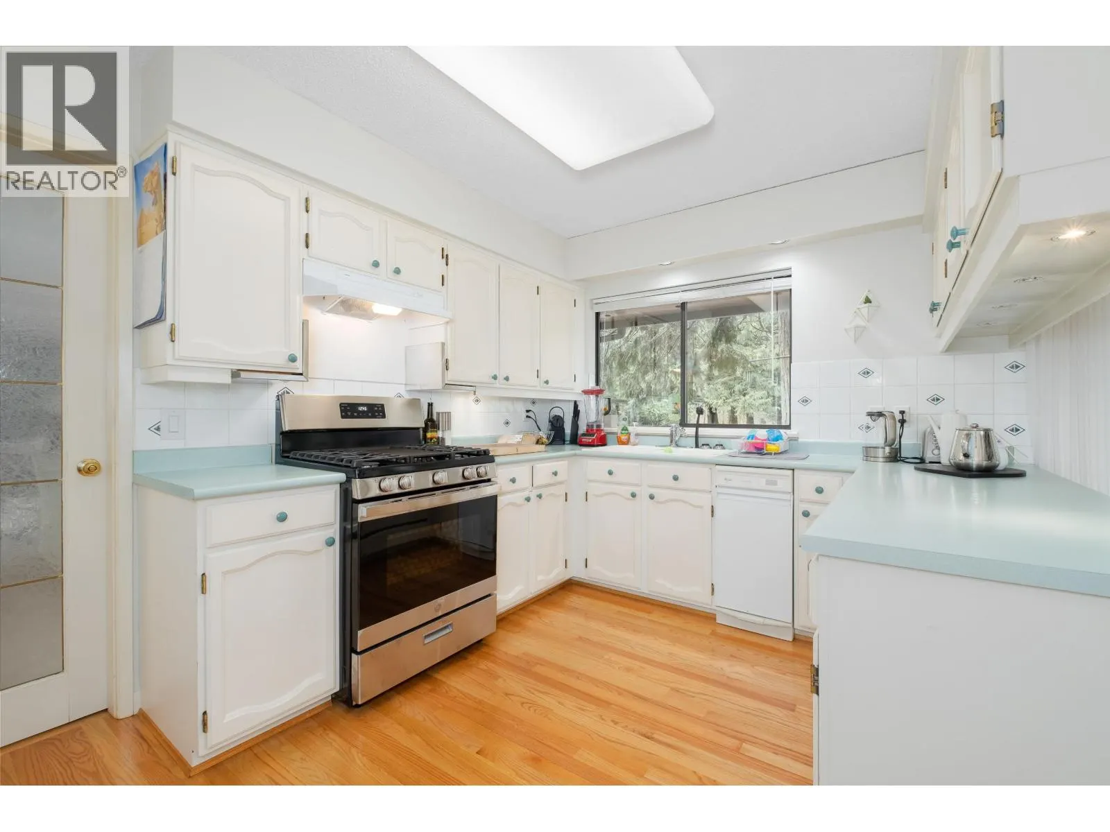 12795 FERN CRESCENT