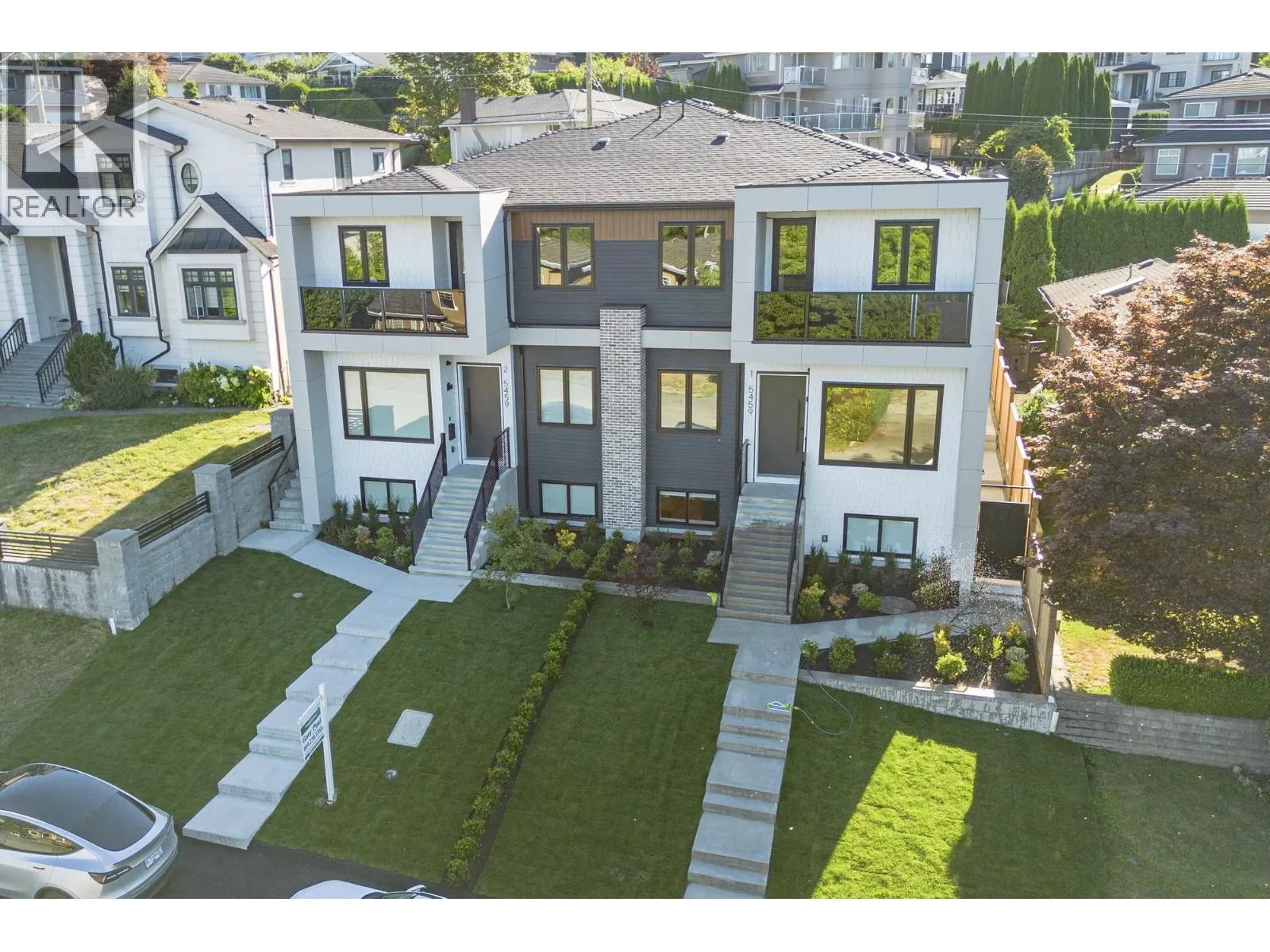 1 5459 FORGLEN DRIVE