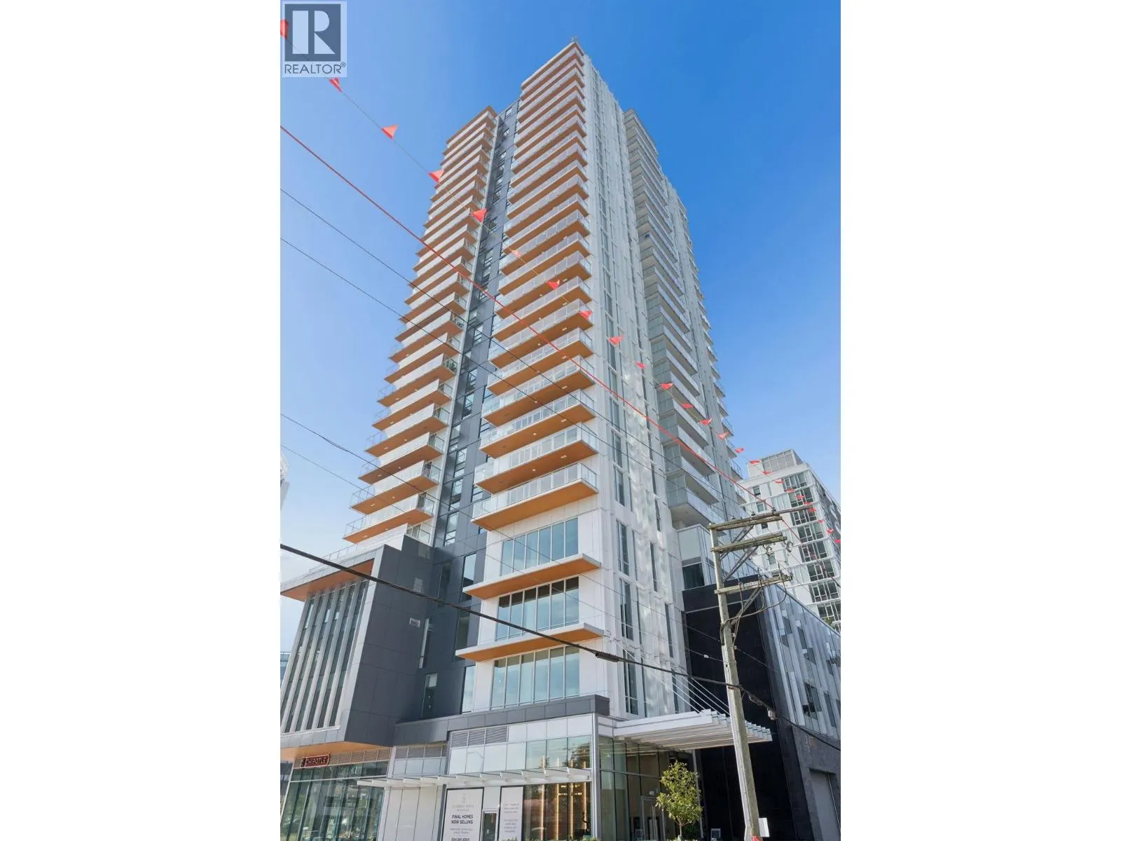 1203 485 W 42 AVENUE