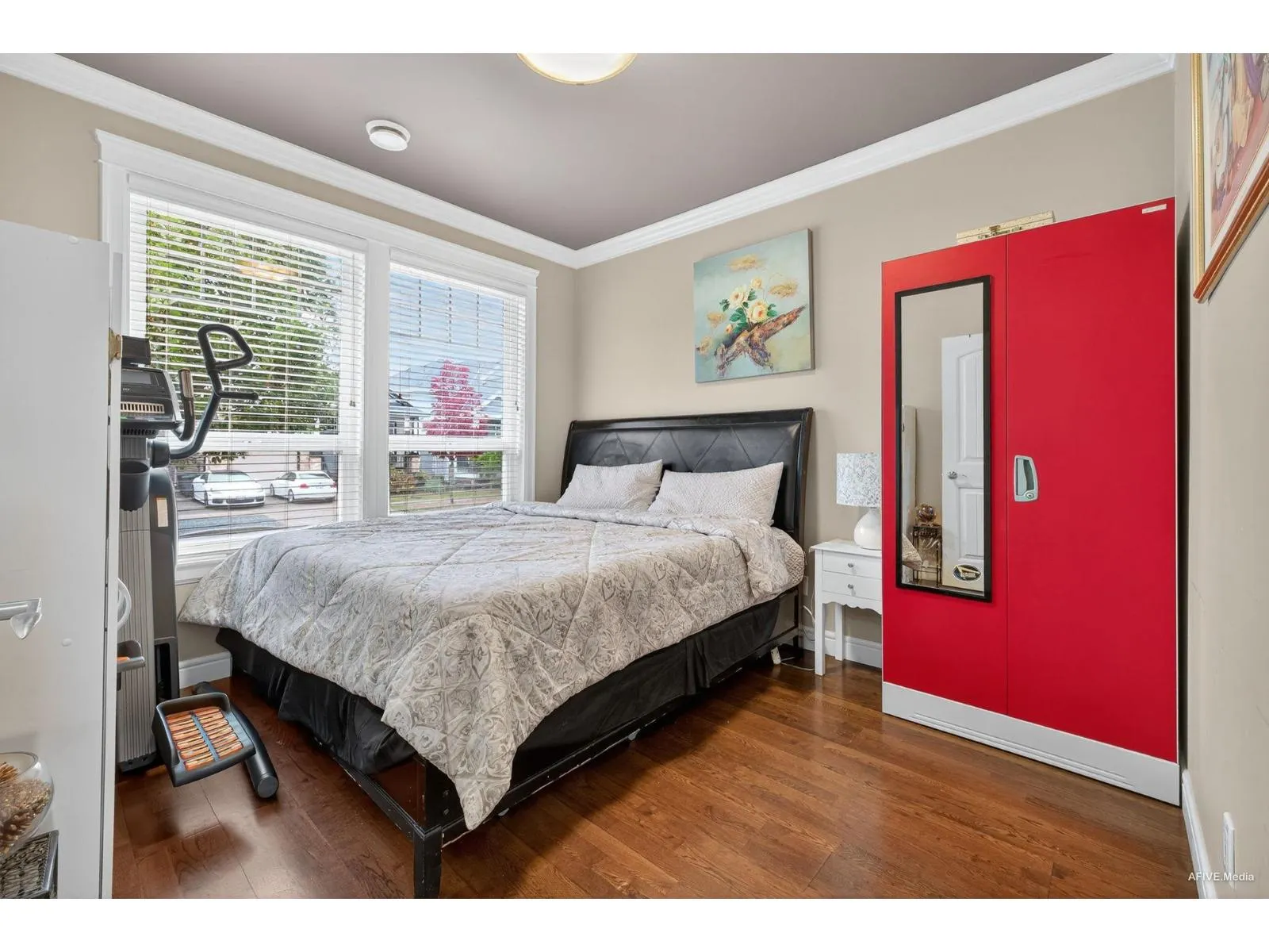 Avenue 17372 64A AVENUE