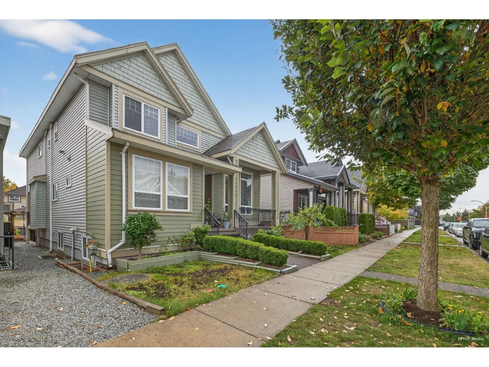 Avenue 17372 64A AVENUE