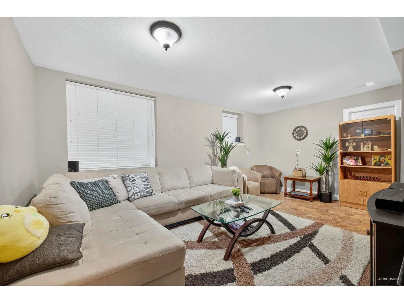 Avenue 17372 64A AVENUE
