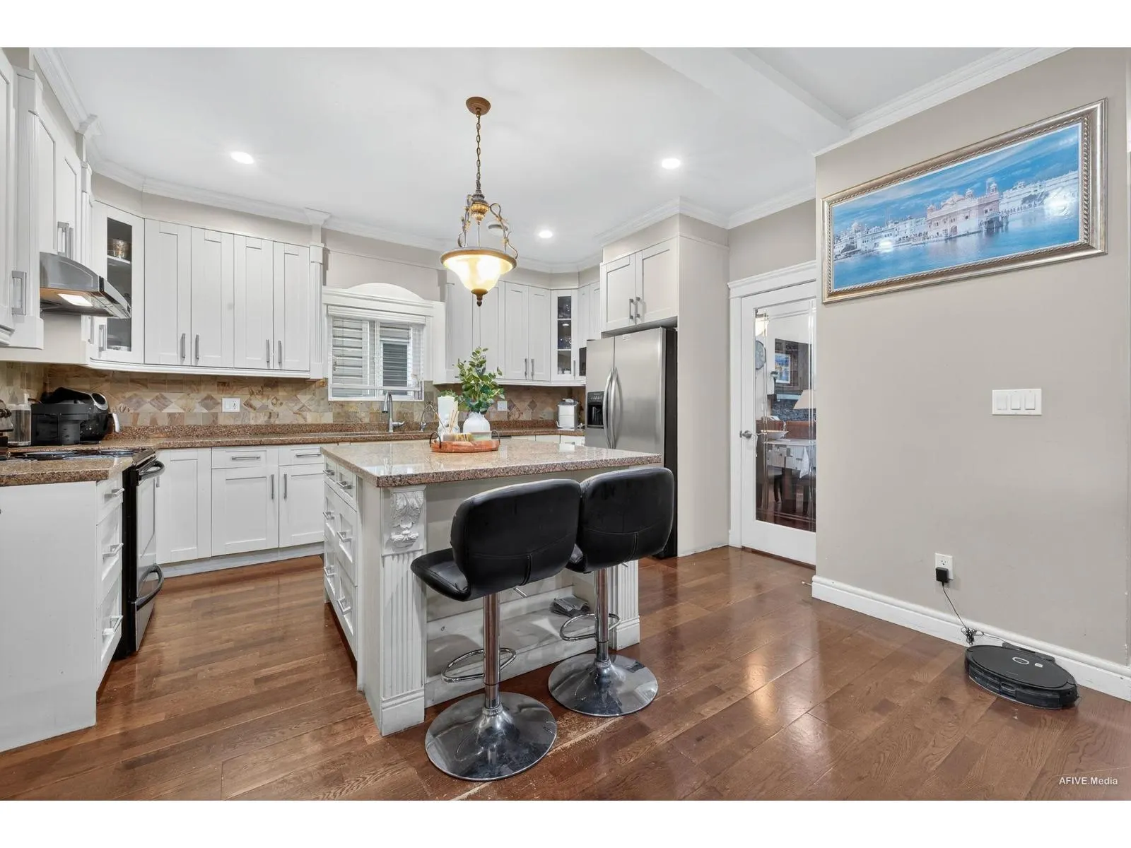 Avenue 17372 64A AVENUE