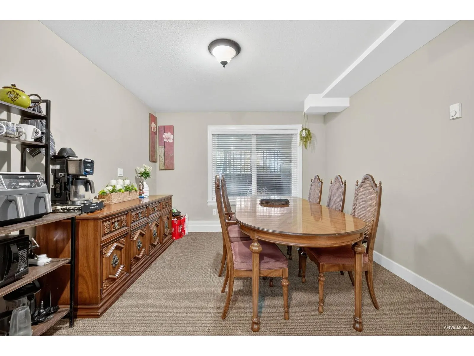 Avenue 17372 64A AVENUE