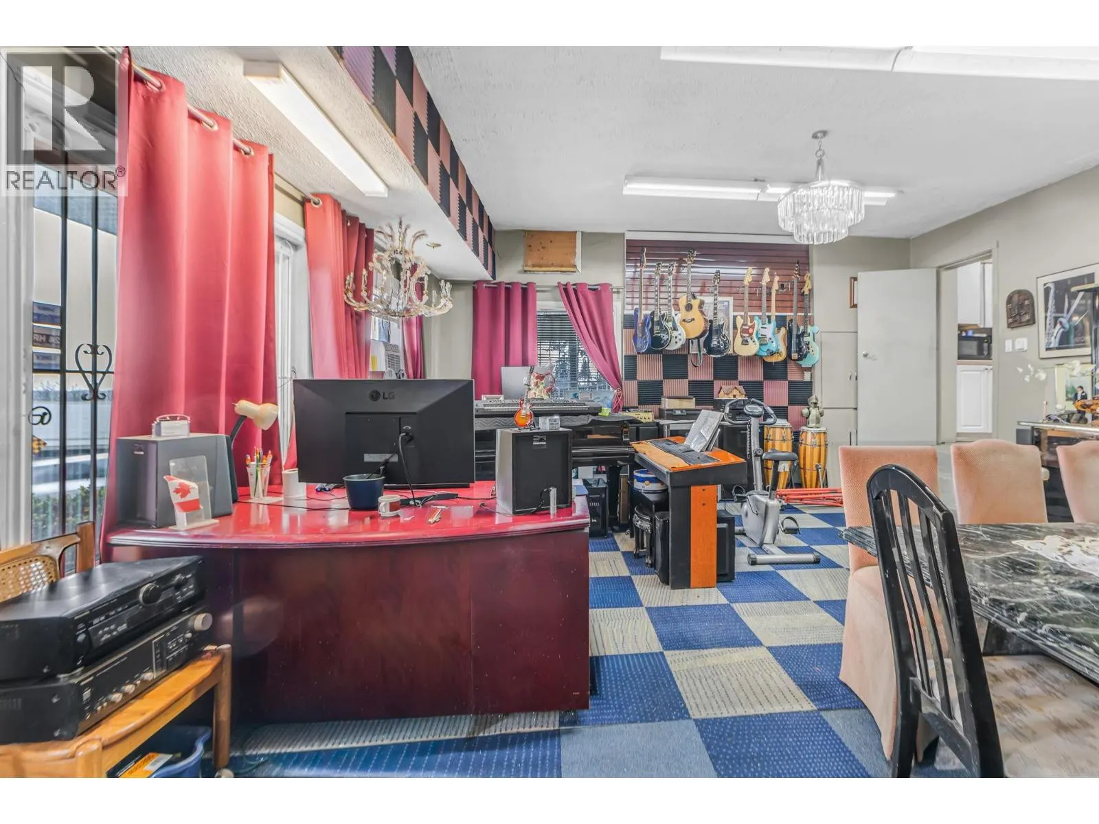 2141 MARINE WAY