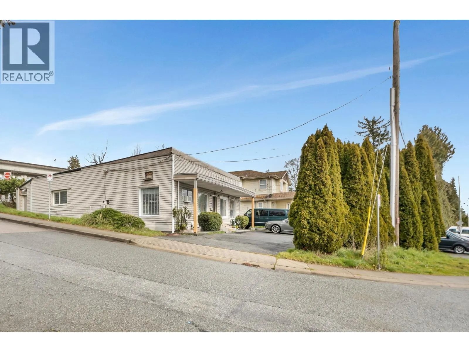 2141 MARINE WAY