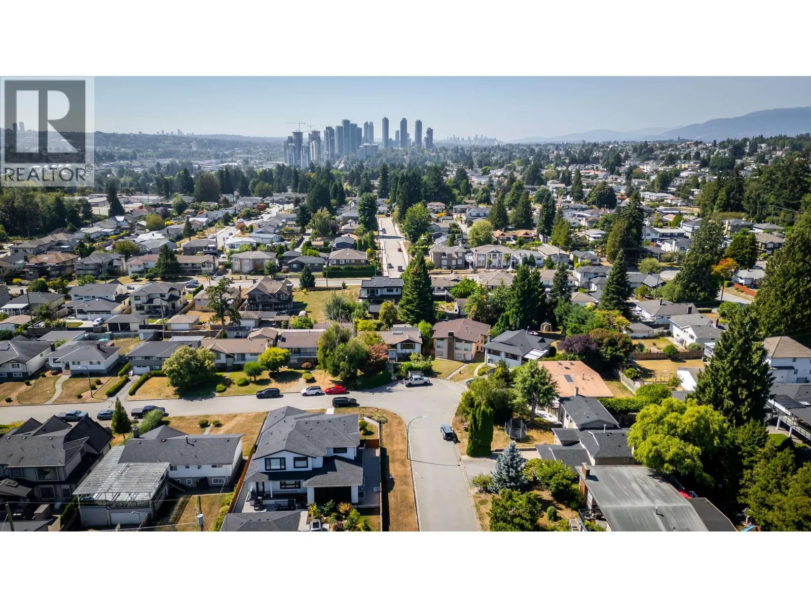 2019 PAULUS CRESCENT