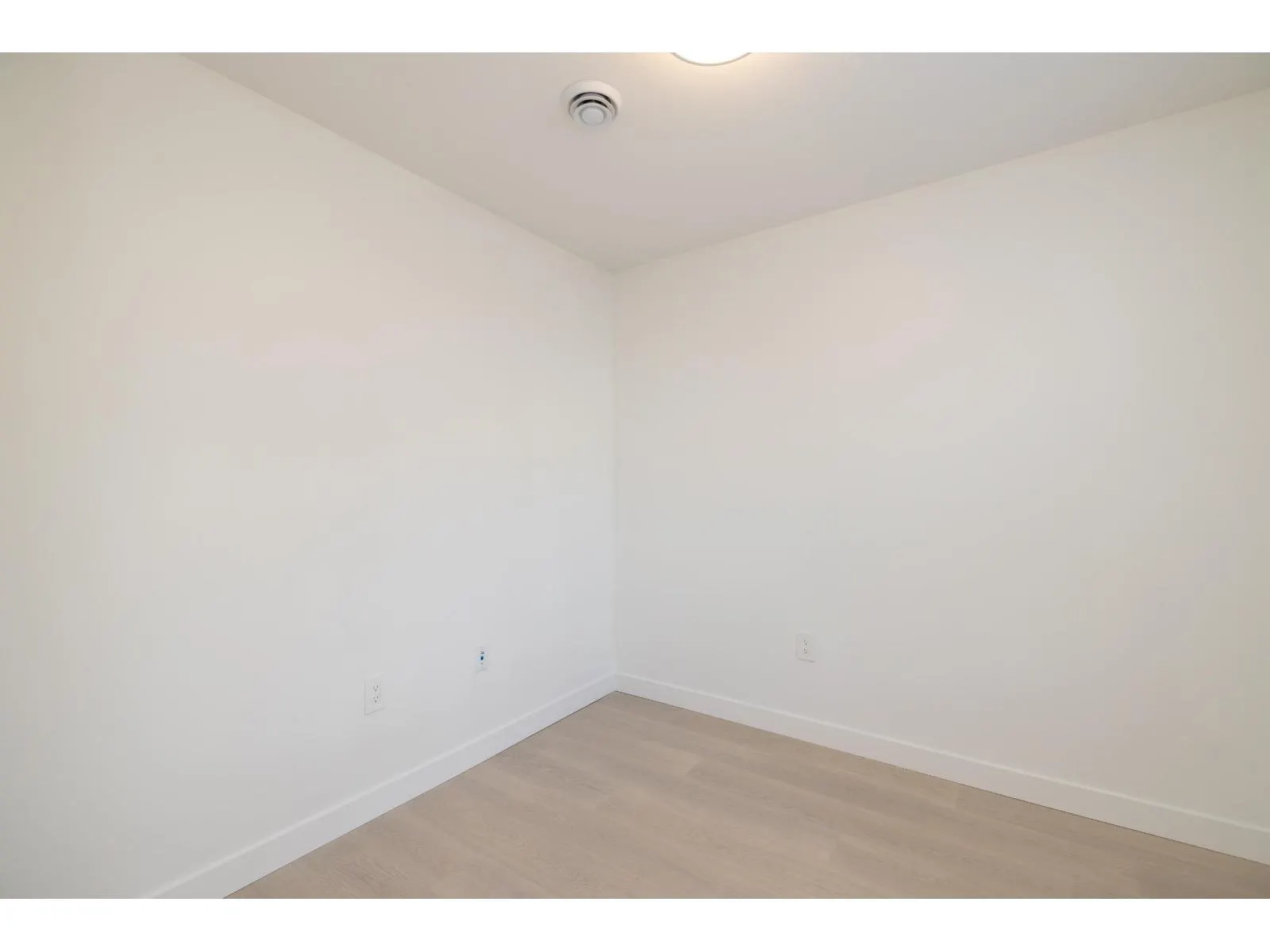 105 20150 81 AVENUE
