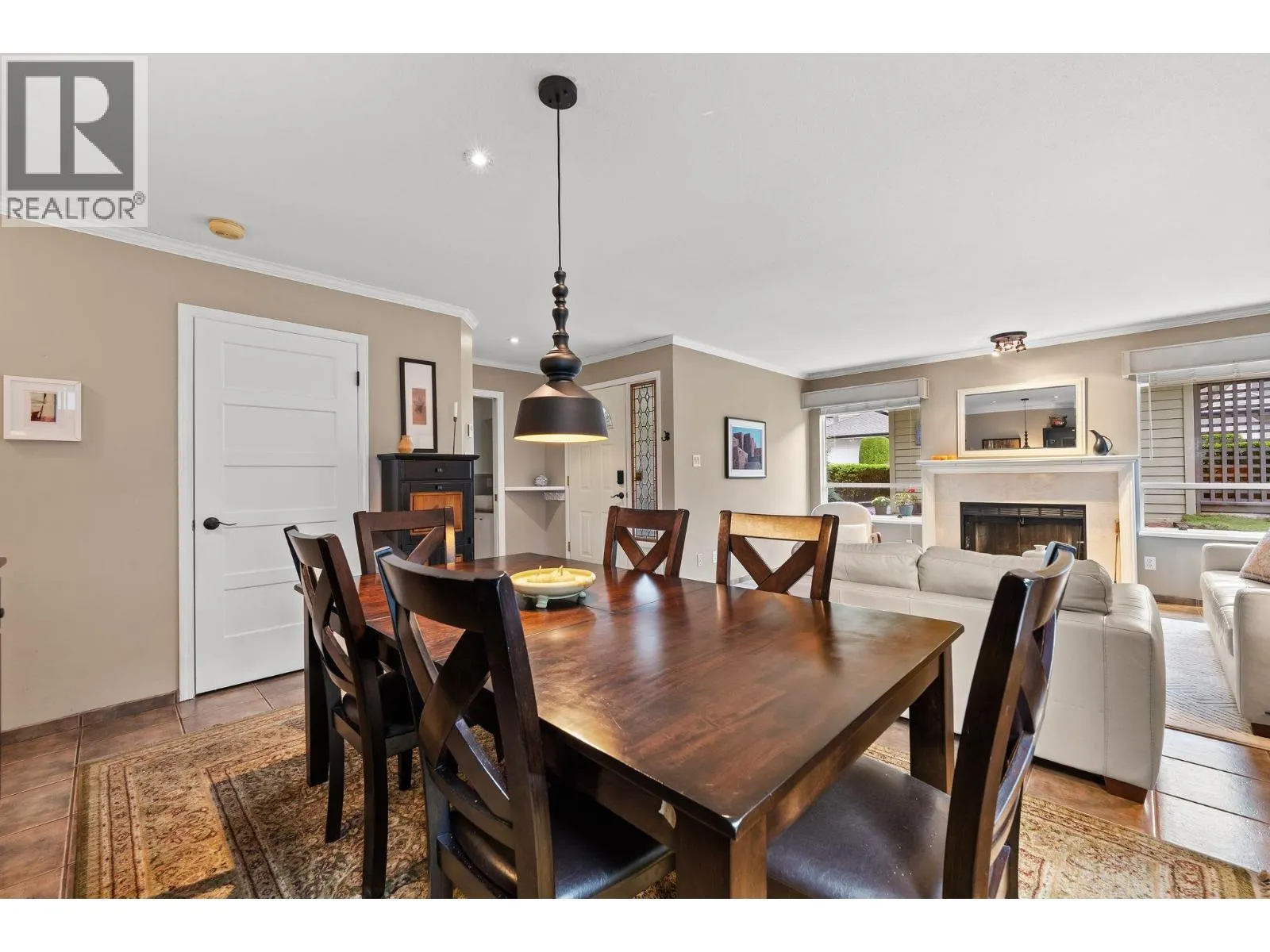 2894 MOUNT SEYMOUR PARKWAY
