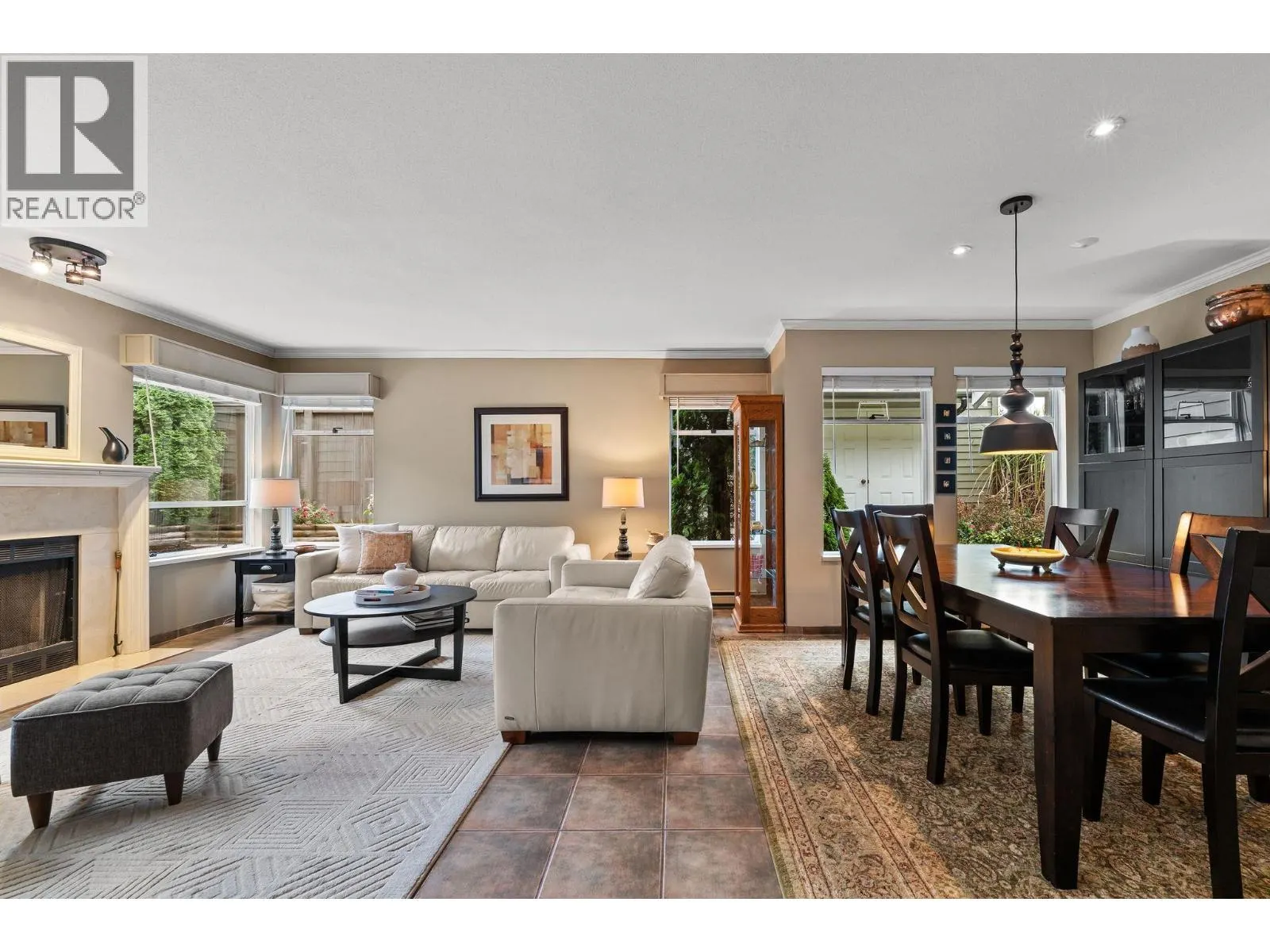 2894 MOUNT SEYMOUR PARKWAY