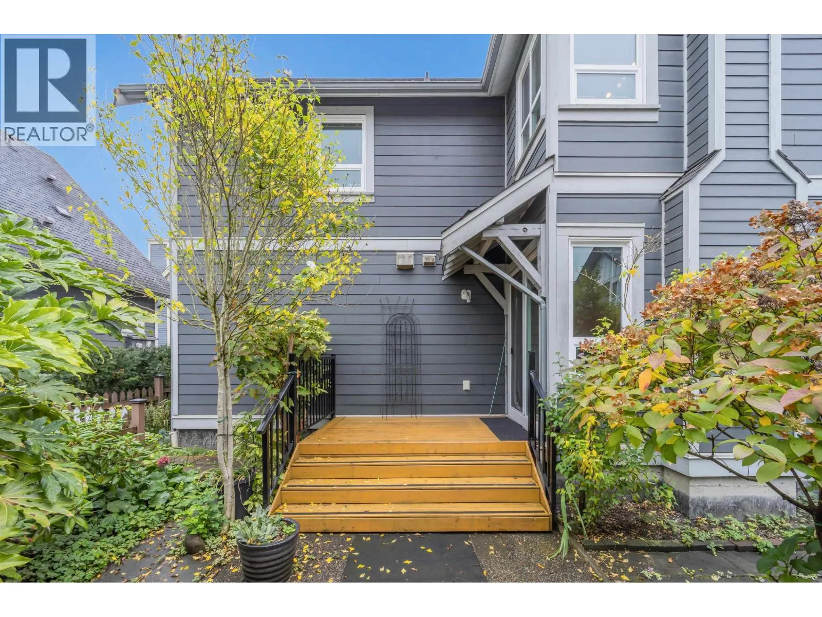 264 HOLLY AVENUE