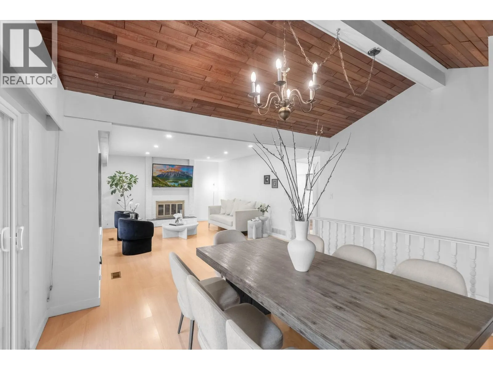 1835 ARBORLYNN DRIVE