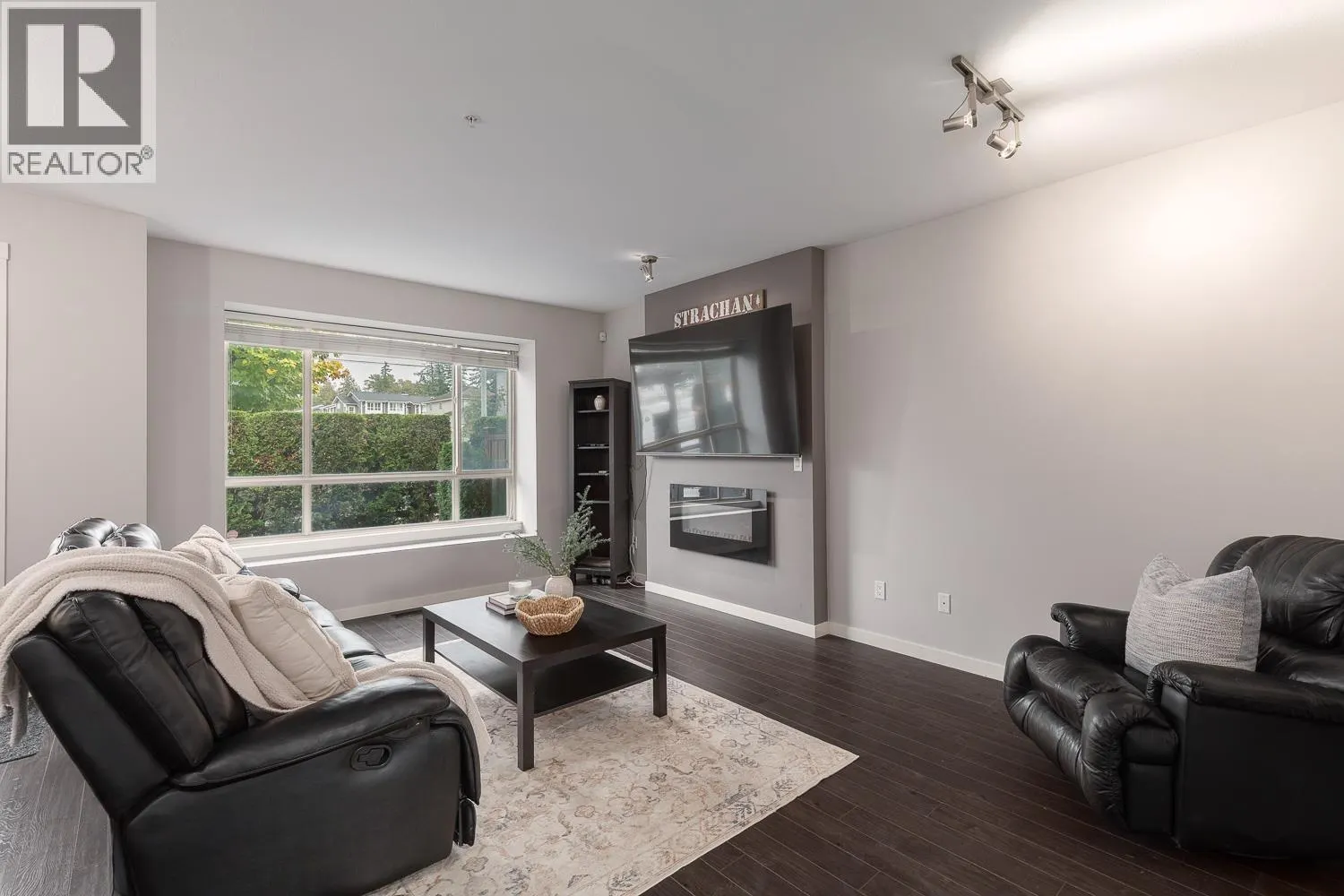 11 23986 104 AVENUE