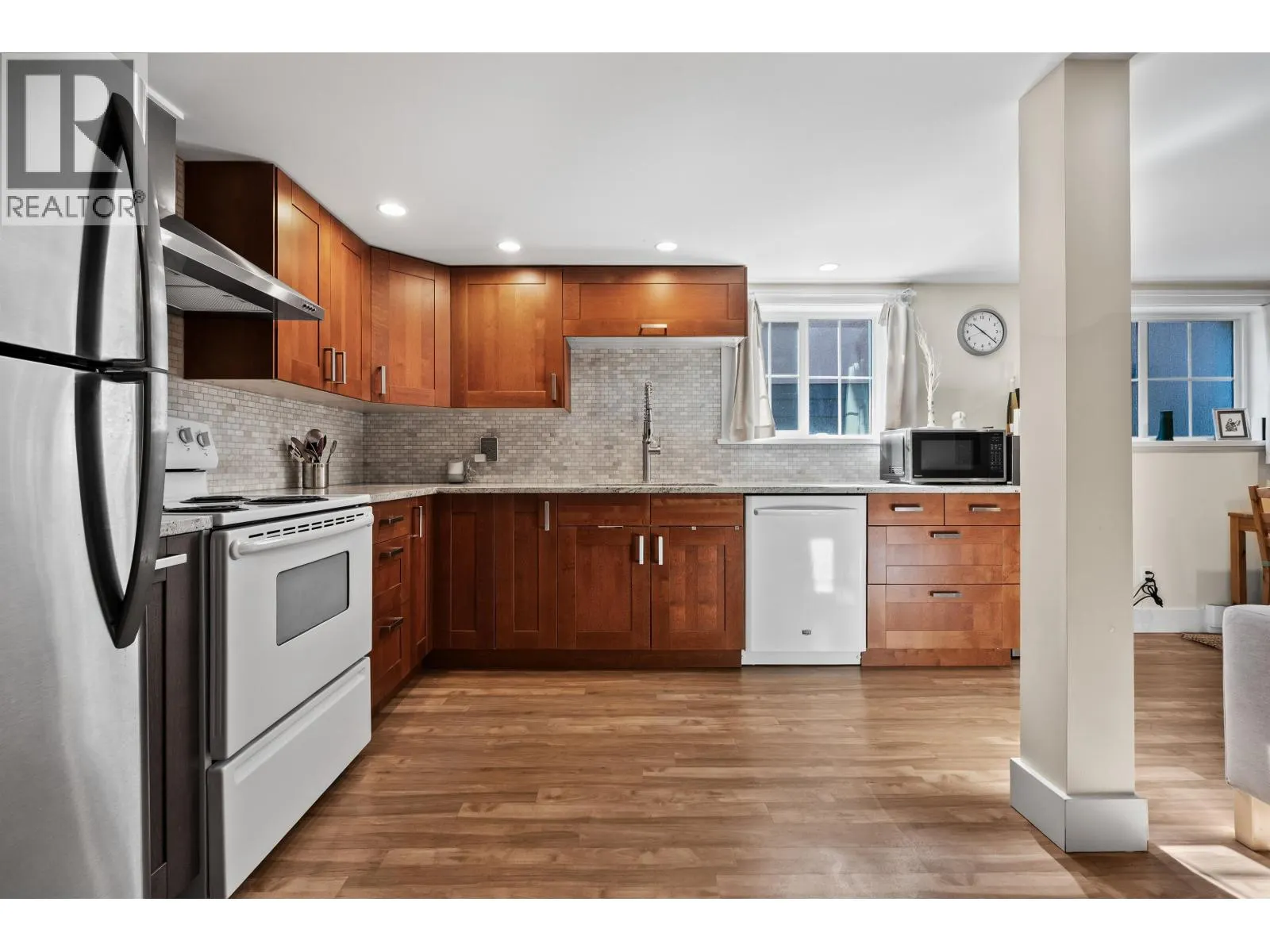 617 FIFTH STREET