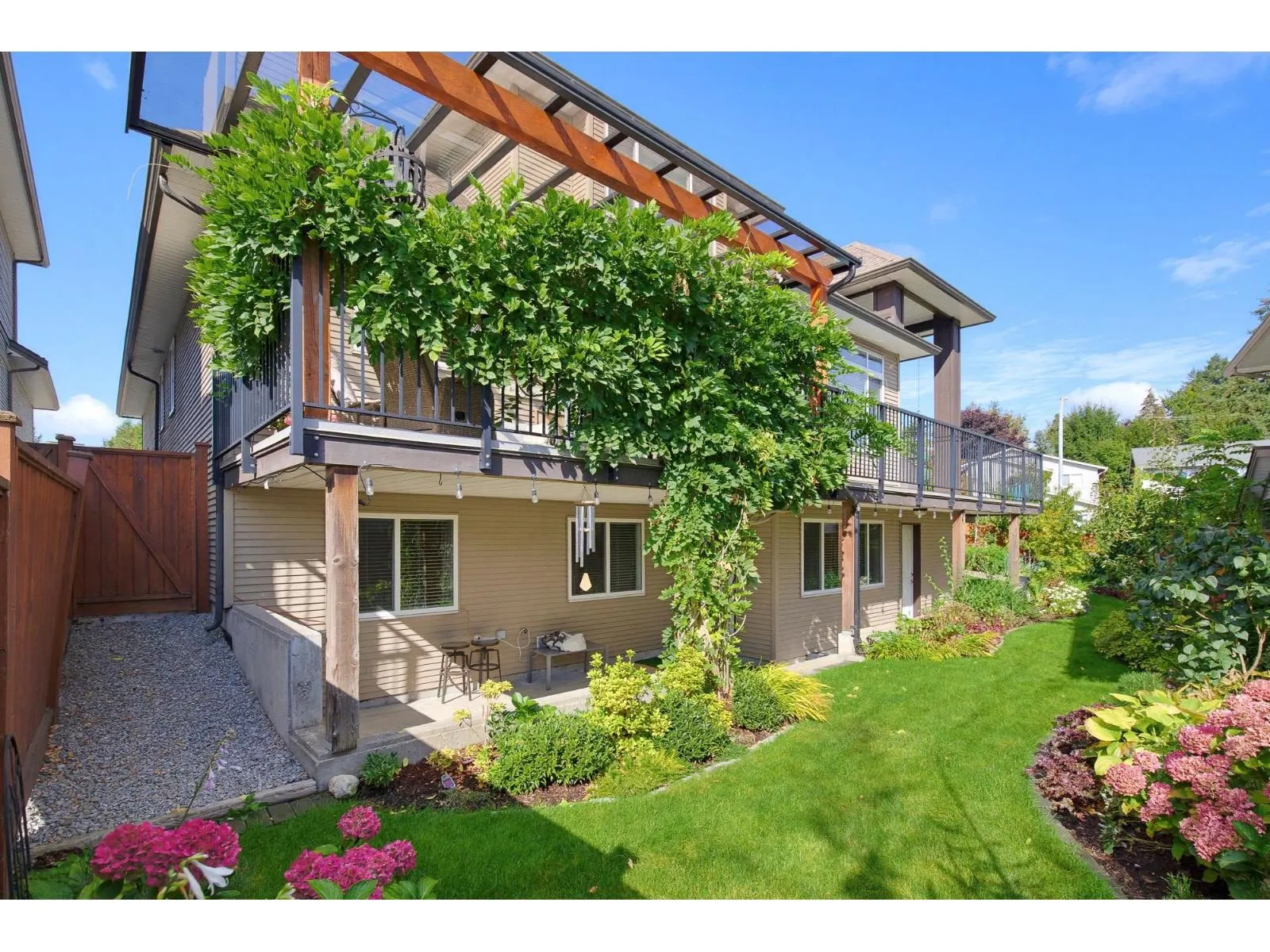 2816 WOODLAND DRIVE