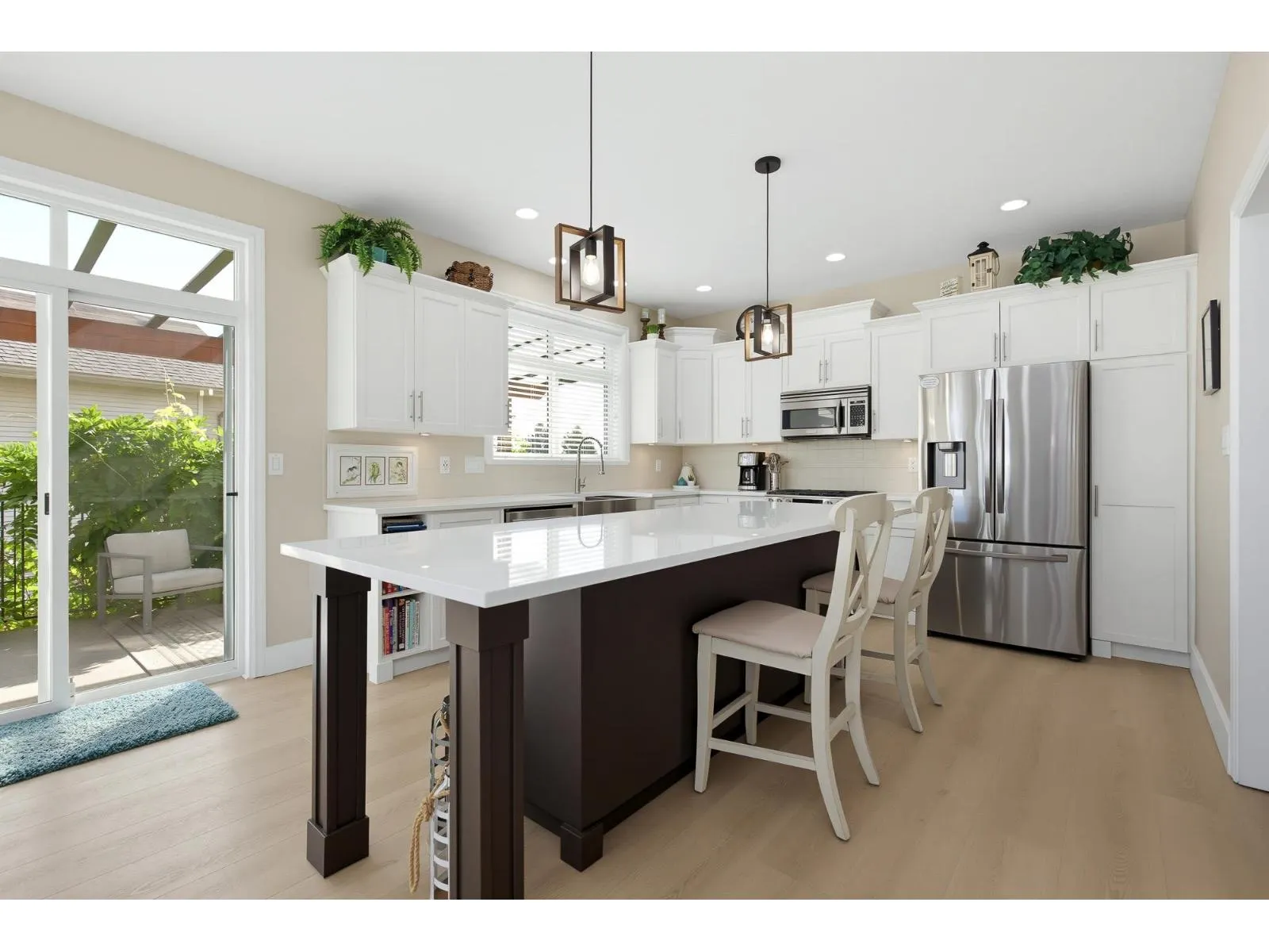2816 WOODLAND DRIVE