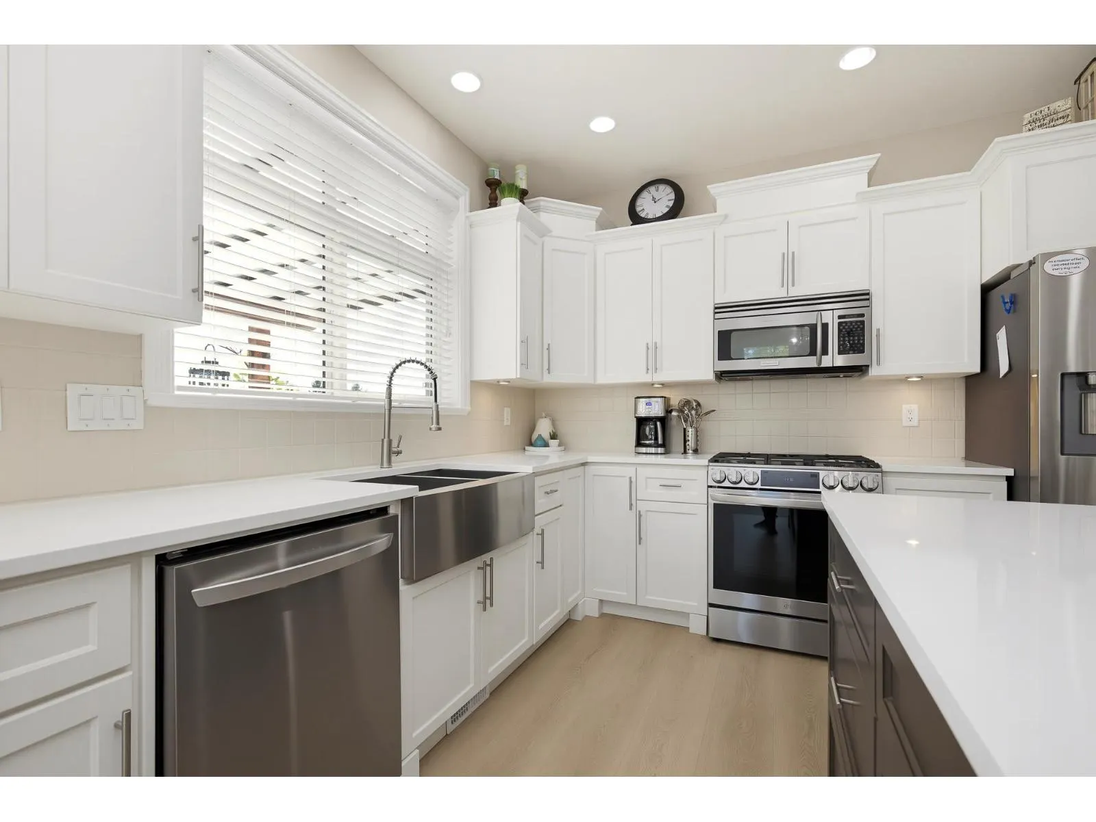 2816 WOODLAND DRIVE