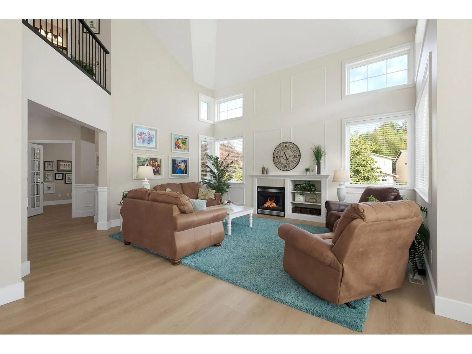 2816 WOODLAND DRIVE