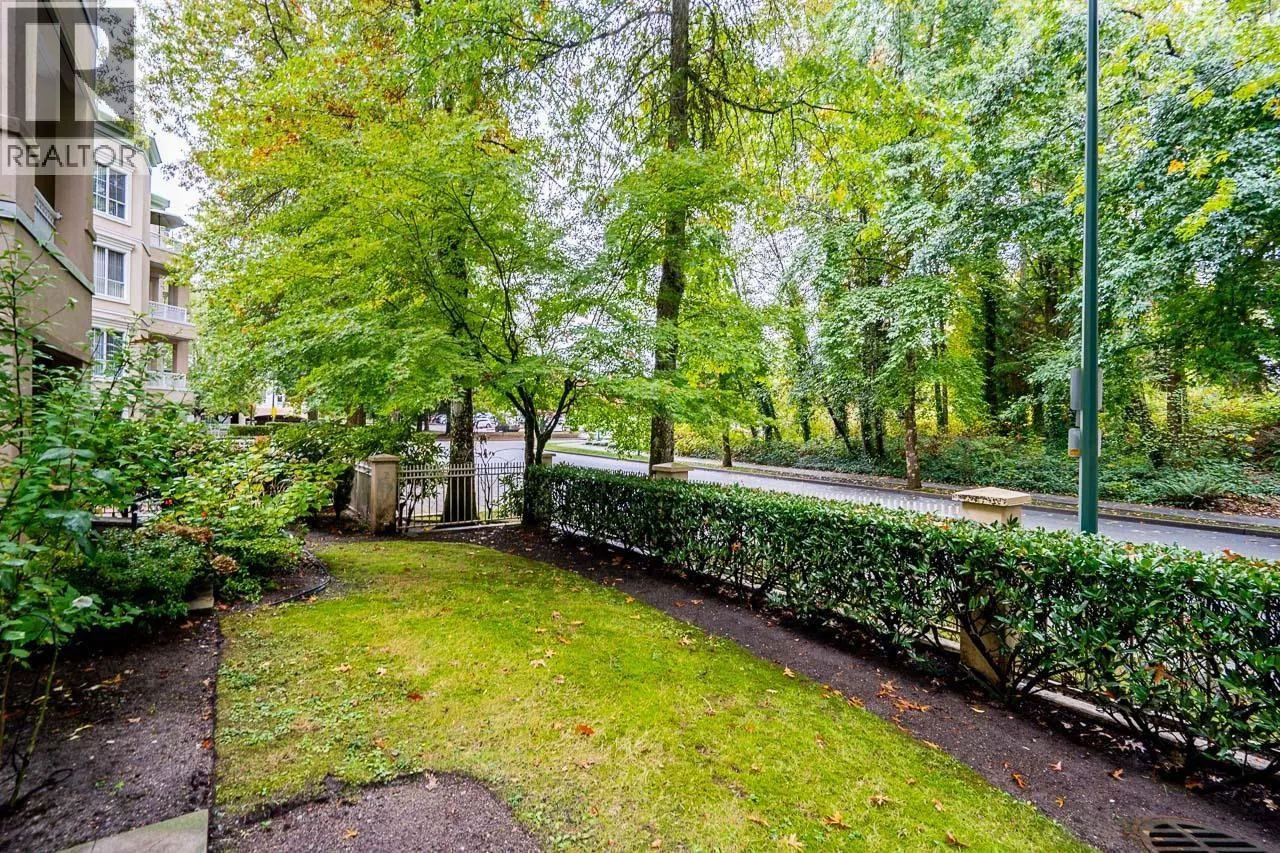 104 2995 PRINCESS CRESCENT