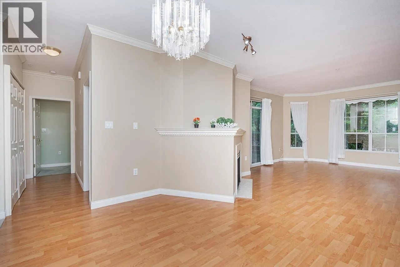 104 2995 PRINCESS CRESCENT