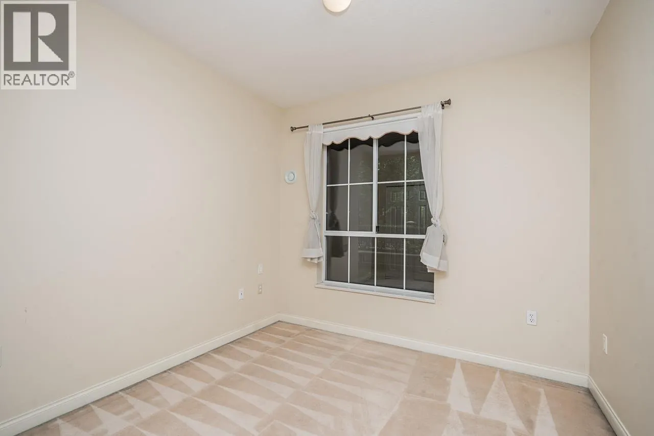 104 2995 PRINCESS CRESCENT