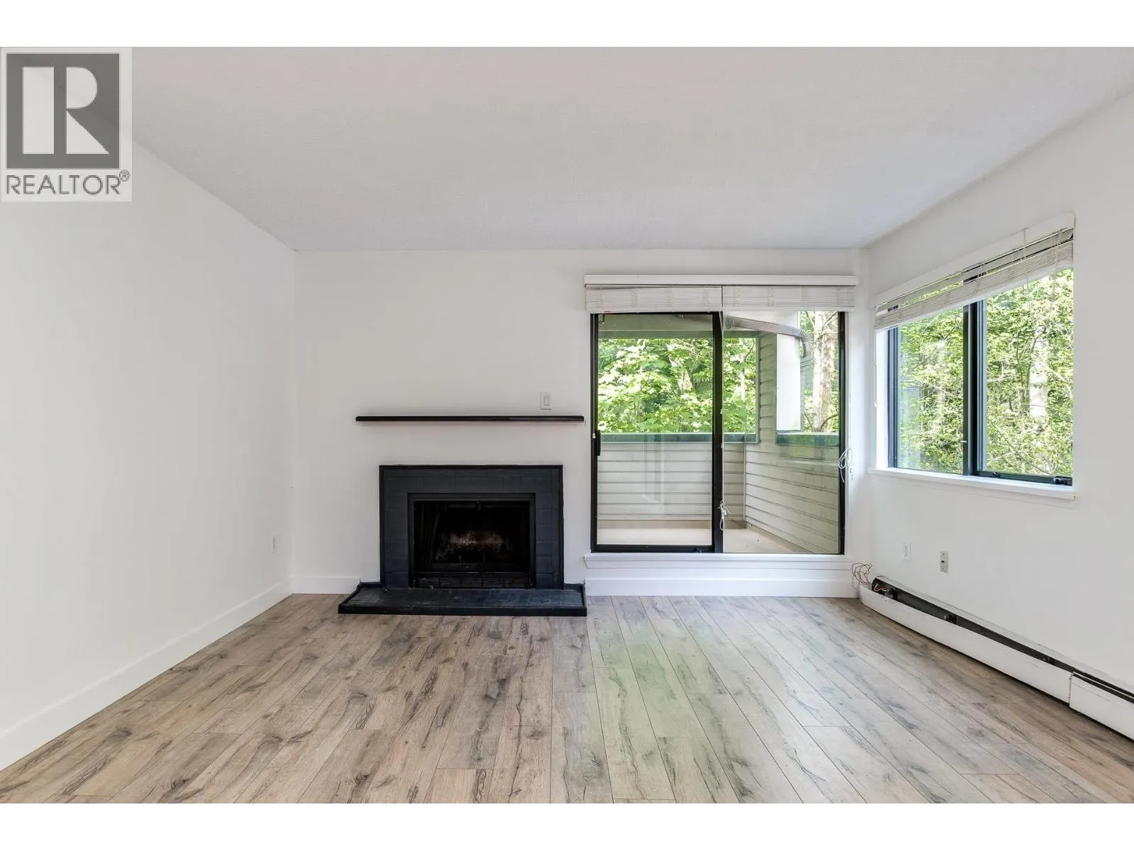 212 3275 MOUNTAIN HIGHWAY