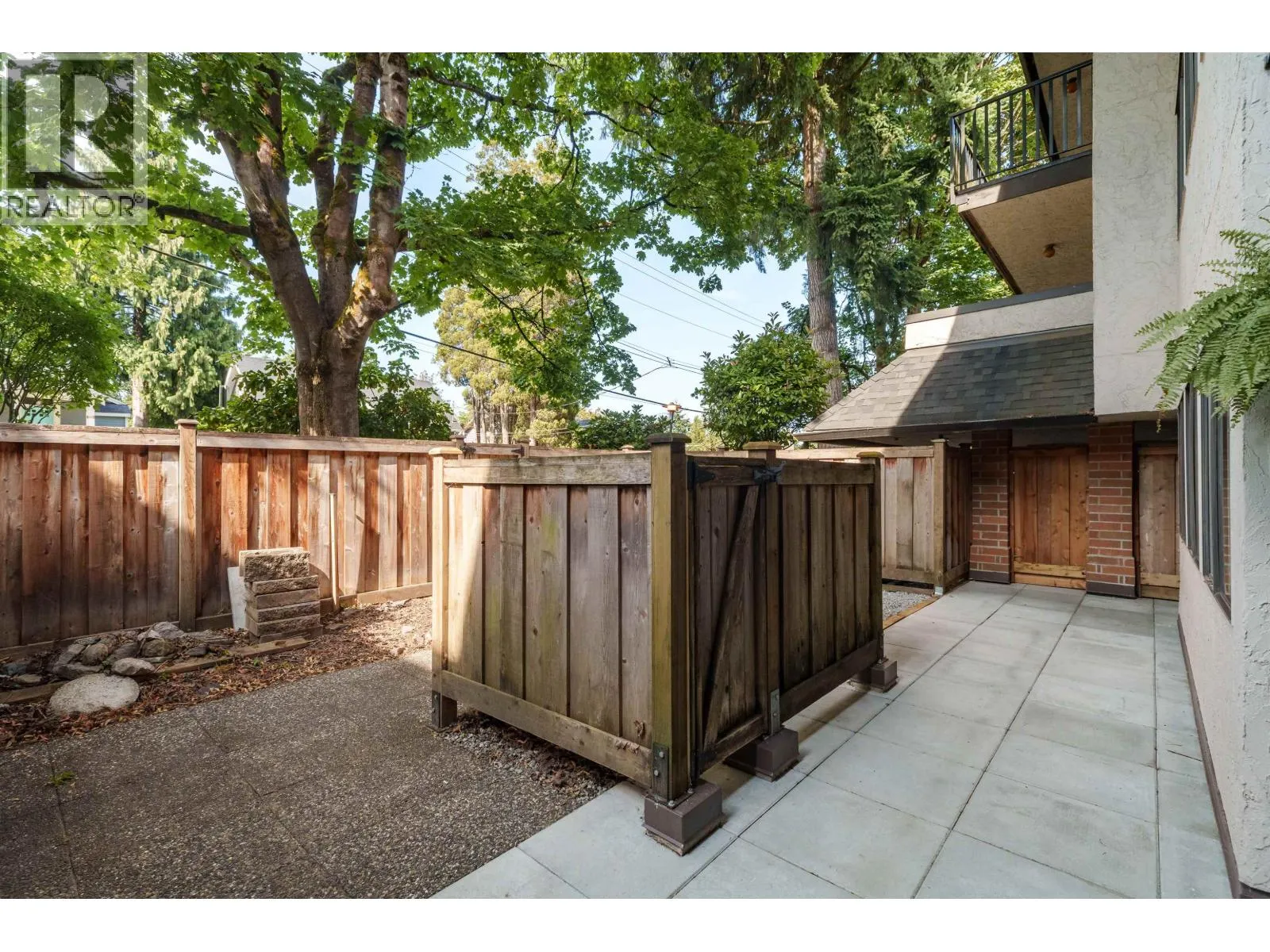 106 316 CEDAR STREET