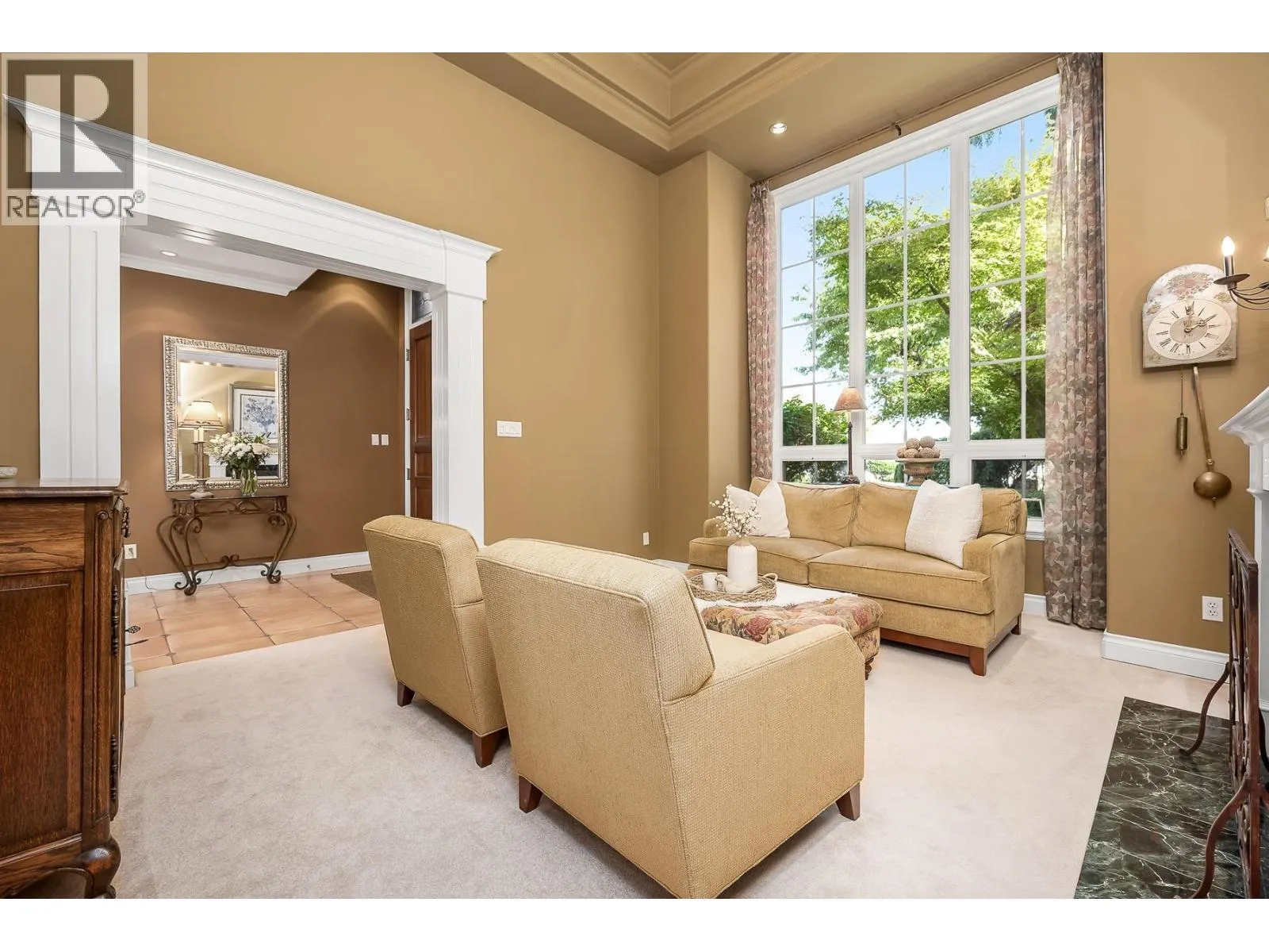 6328 SUNRISE LANE