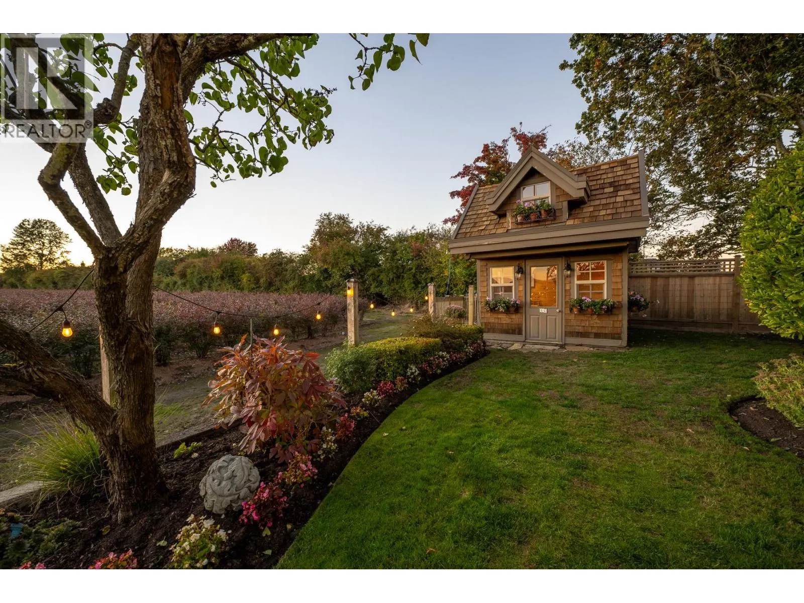 6328 SUNRISE LANE