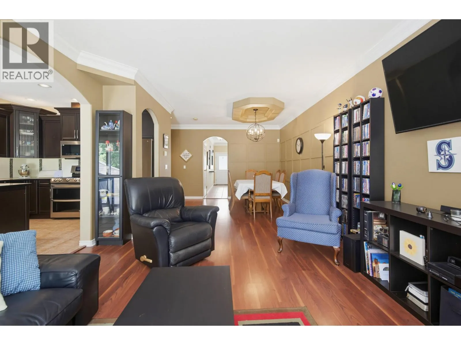 28 11358 COTTONWOOD DRIVE