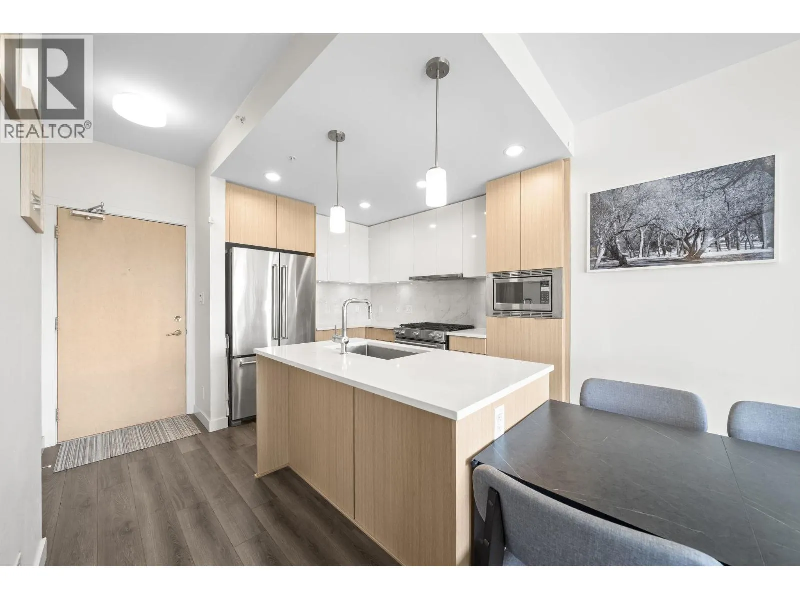 311 2188 MADISON AVENUE
