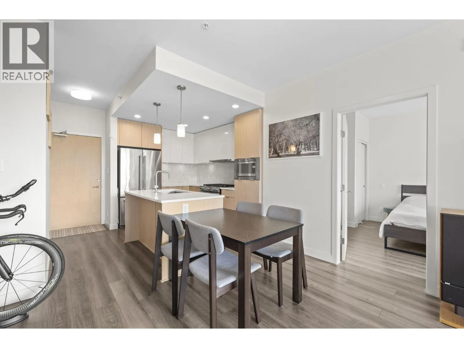 311 2188 MADISON AVENUE