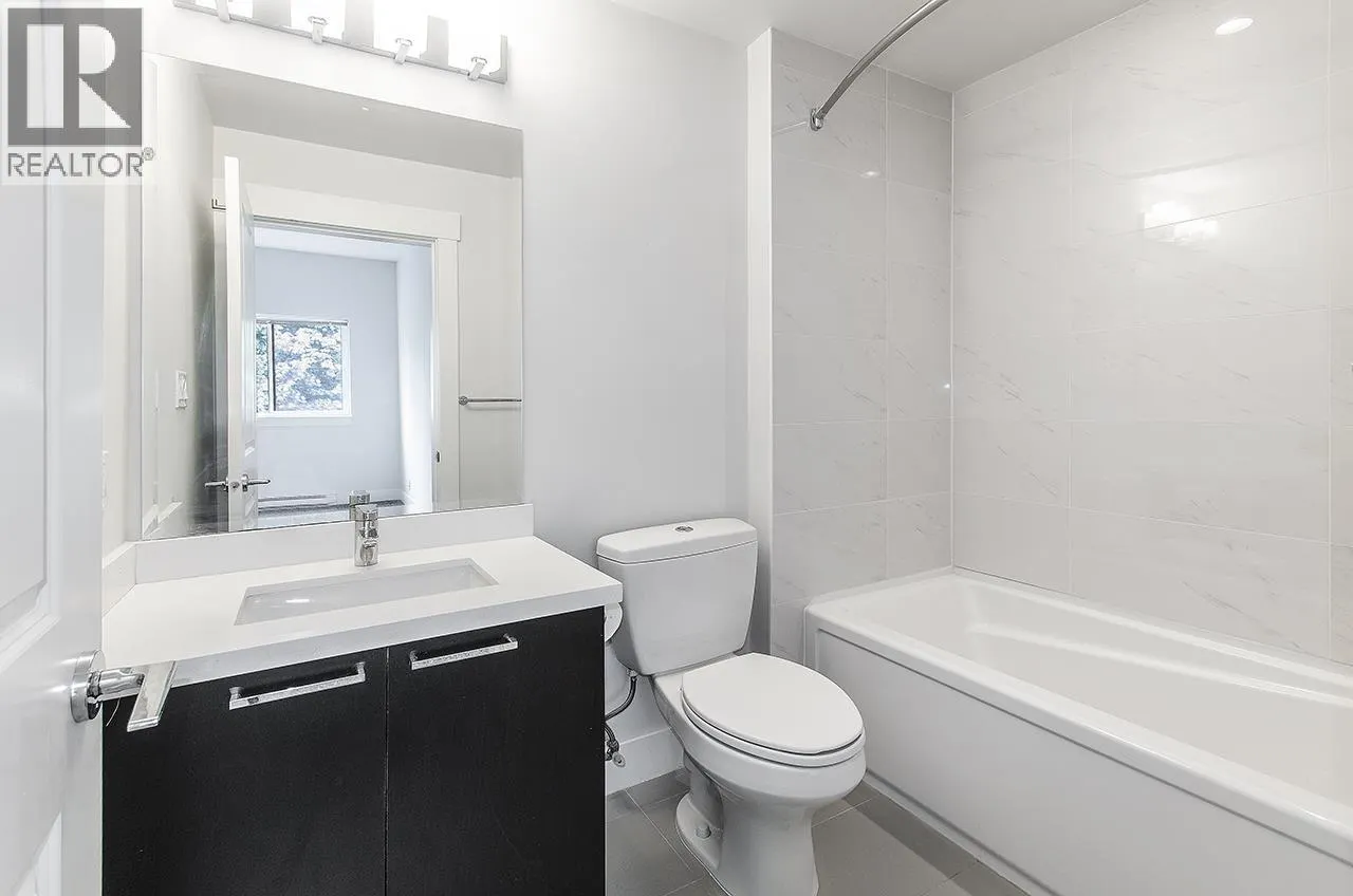 401 2362 WHYTE AVENUE
