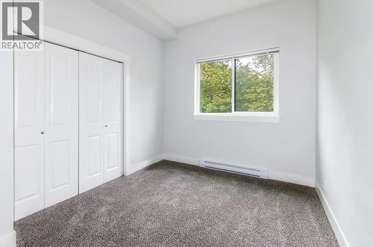 401 2362 WHYTE AVENUE