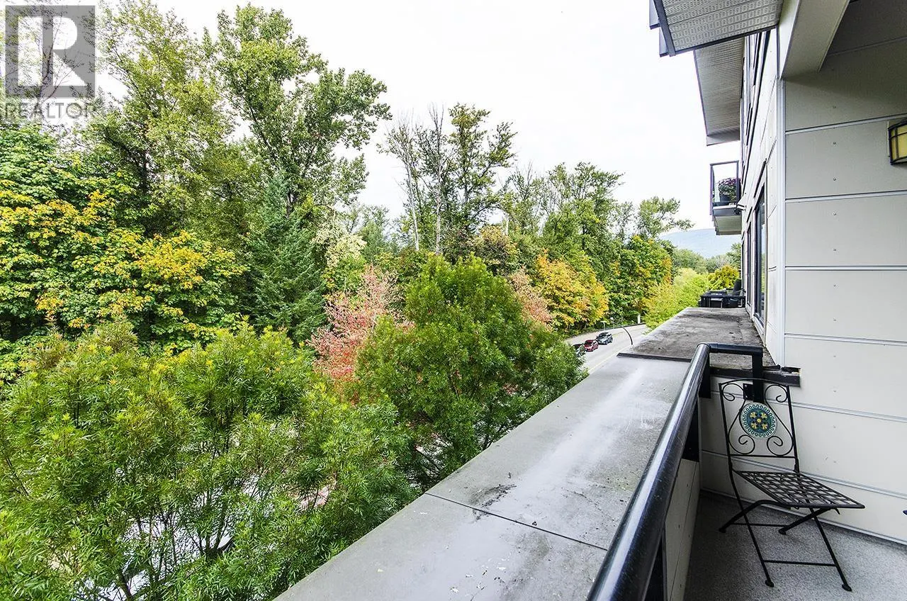 401 2362 WHYTE AVENUE