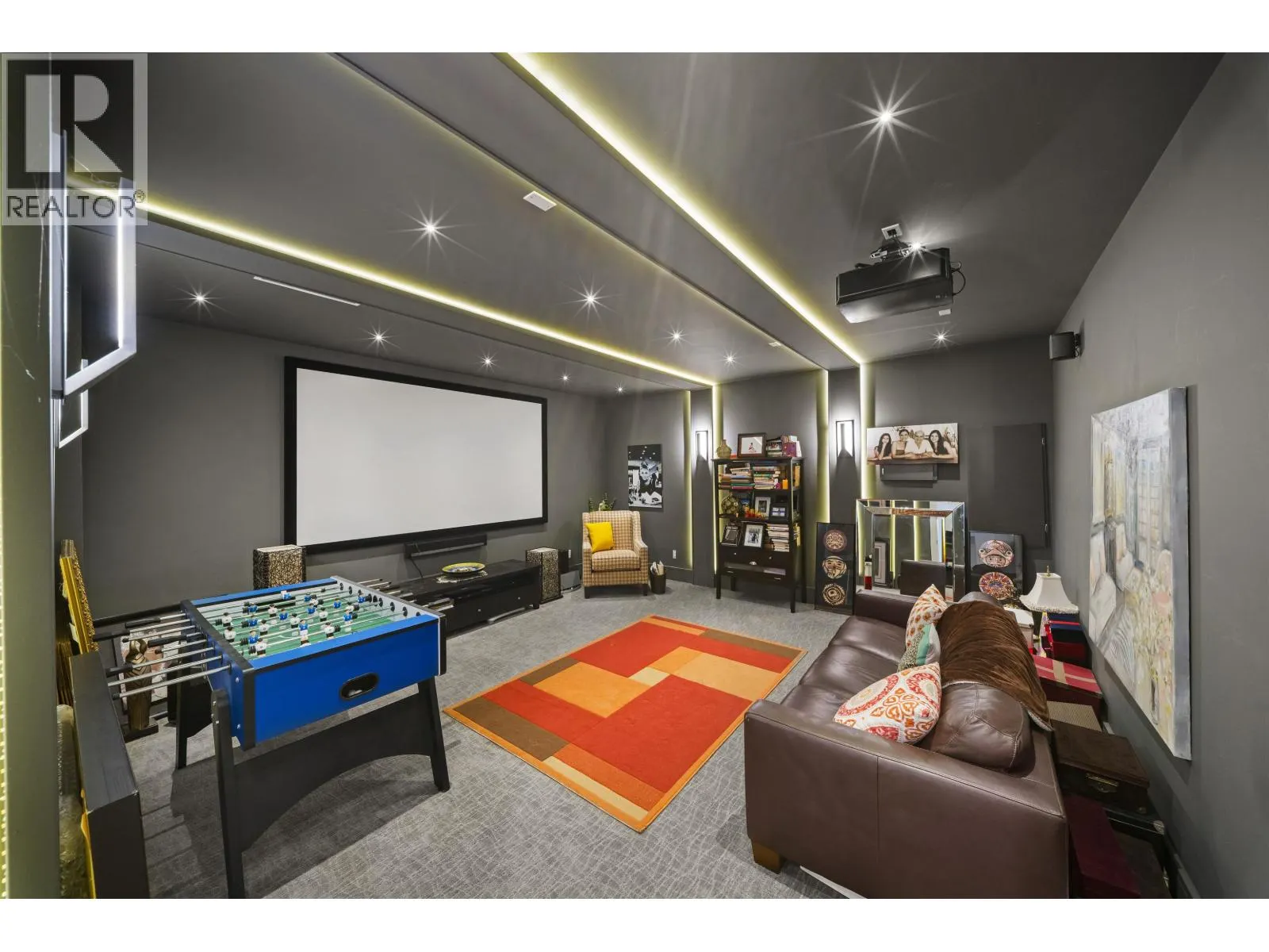966 BEAUMONT DRIVE