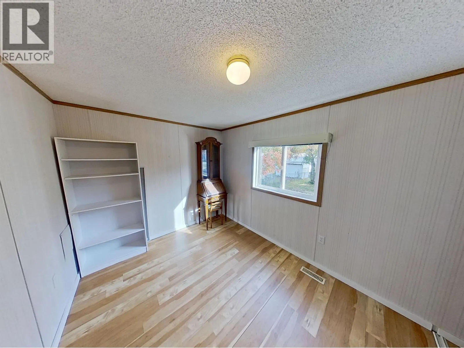 6 654 NORTH FRASER DRIVE