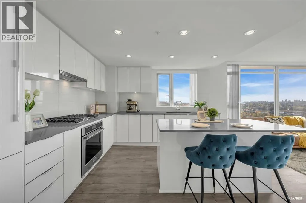3301 2388 MADISON AVENUE