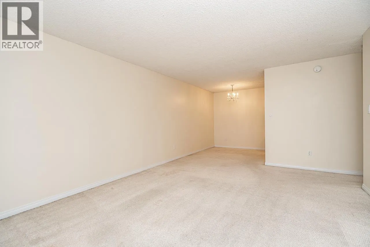 212 3921 CARRIGAN COURT