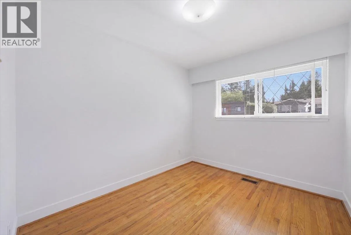 1388 CAMBRIDGE DRIVE